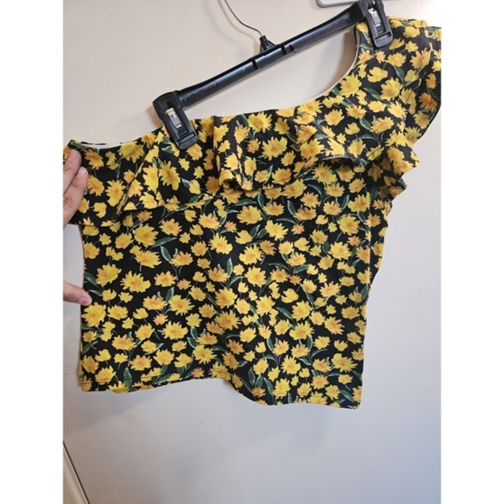 NWT Anthropologie Maeve Yellow Floral Ruffle One Shoulder Top‎ Flowers Medium